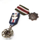 4PCS Military Medal Brooch Pins, Retro Vintage Crown Metal Fake Metal Geometric Brooch for Men Badge, Soldier Patriot US Officer Army Uniform Costume Ribbons Epaulets Coat Jacket - Image 7