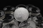 1988 - Present (Random Year) Lot of (10) 1 oz Silver Canadian Maple Leaf | Brilliant Uncirculated with Certificates of Authenticity - Image 3