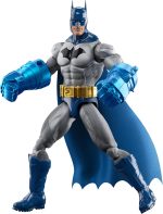 ​Mattel DC Premier Series 3-Pack, 6.5in Batman & Nightwing Vs Bane | Set with 3 Action Figures & Batons & Oversized Gauntlets, Super Heroes and Super-Villain Play (Amazon Exclusive) - Image 5