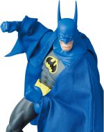 Batman: Knightfall – Batman (Knight Crusader) MAFEX Action Figure - Image 7