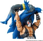 Batman: Knightfall – Batman (Knight Crusader) MAFEX Action Figure - Image 11