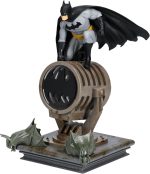 Paladone Batman Figurine Light - Officially Licensed DC Super Heroes Decor and Gift, Collectible Display Lamp Must Have for DC Comic Fans, USB Powered 27” LED Light - Image 4