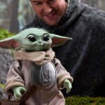 STAR WARS Ultimate Grogu, 1:1 Scale Premium Animatronic, Limited Edition Life-Size Replica Ages 14+ - Image 7