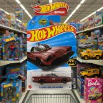 Hot Wheels - TV Series Batmobile - Batman 3/5 - HYY05 - Short Card - Classic - DC Licence - Wine Red - Mattel 2025 - 1:64 - Image 3