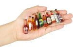 40pcs Miniature Mini Fake Beer Bottles Toys, Mixed Wine Drinks Decoration Beer Glass Model, Beer Can Beer Bottle Models for Fairy Garden Pub Bar Dolls House Tableware Decoration - Image 6