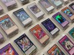 Mega Lot of 1000 Assorted Yugioh Cards by Konami - Image 3