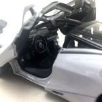 KiNSMART McLaren 720s White 5 Inch 1:36 Scale Die Cast Metal Model Toy Super Sports Car - Image 6