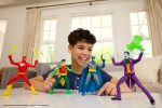 ​Mattel DC Premier Series 6.5in Batman Action Figure Series 1 | Detailed Super Hero Design, 22 Articulations & Fabric Cape, Weapon Stand & Battle Accessories - Image 3