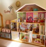 KidKraft Majestic Mansion Wooden Dollhouse with 34 Pieces, Working Elevator | 4 Feet Tall, Garage, 4 Floors, 8 Rooms, Attic Nursery, For Dolls Up to 12 Inches, Gift for Ages 3+ - Image 8