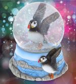 Puffin Snow Globe - Sparkly Water Globe Figurine with Sparkling Glitter, Collectible Novelty Ornament for Home Decor, for Birthdays, Christmas, and Valentine's Day - 65mm - Image 6