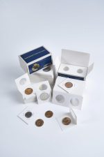 Boen 20.5mm Coin Flips 300Pcs 2x2 Cardboard Holders for Penny Dime | Precision die-cut from non-PVC virgin wood pulp, these holders fold cleanly with perfectly aligned windows - Image 4