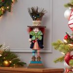Kurt S. Adler, Inc. HA0381 Kurt Adler 18" Hollywood Mad Hatter Nutcracker, Multicolor, Standard - Image 3
