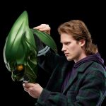 Marvel Legends Series Green Goblin Premium Roleplay Helmet, Spider-Man: No Way Home Adult Collectible Roleplay Gear | Marvel Legends Gear Life Size Prop Replica - Green Goblin Helmet - Image 3