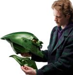 Marvel Legends Series Green Goblin Premium Roleplay Helmet, Spider-Man: No Way Home Adult Collectible Roleplay Gear | Marvel Legends Gear Life Size Prop Replica - Green Goblin Helmet - Image 10