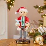 National Lampoon Christmas Kurt Adler 10-Inch Vacation™ Clark Griswold Nutcracker - Image 3