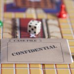 Hasbro Gaming Retro Series Clue 1986 Edition Board Game, Classic Mystery Game for Kids, Family Board Games for 3-6 Players, Ages 8+ (Amazon Exclusive) - Image 5