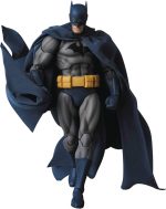 DC Comics: Batman Hush Mafex Action Figure | Over 20 articulation points - Image 2