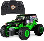Monster Jam Official Grave Digger Remote Control Monster Truck, 1:24 Scale, 2.4 GHz, for Ages 4 and Up - Image 2